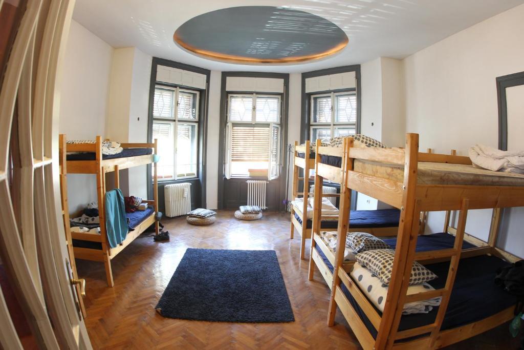 Hostel Costel Timisoara Room photo